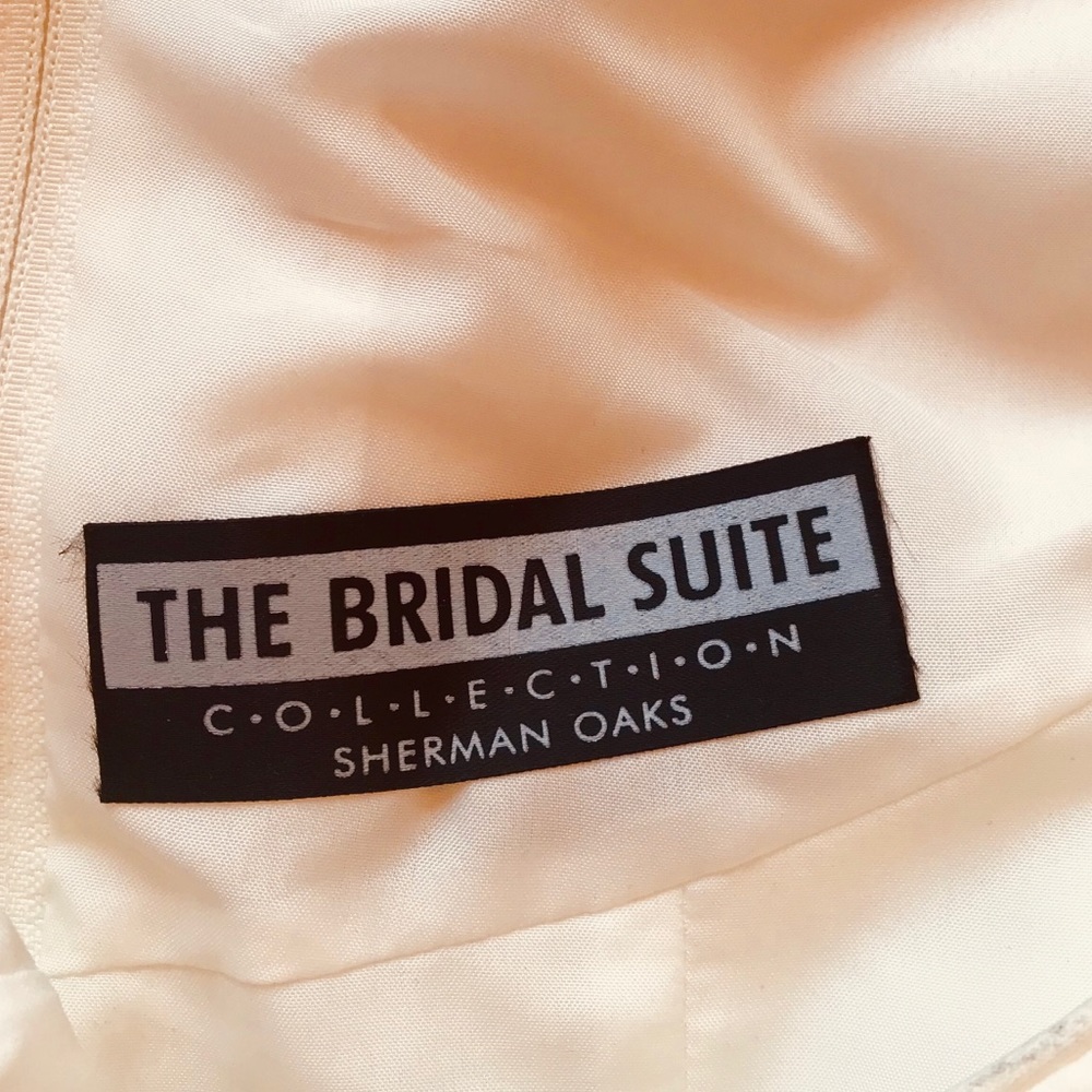 NWOT 🛍🔔Here Comes the Bride🔔 👰 Dress 🛍🌸👌 - Picture 5 of 8